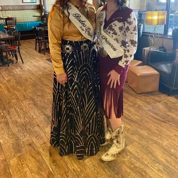 Shirt - Picture 7 of 8